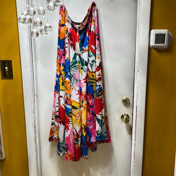 Cupio Dresses & Skirts - New Gorgeous maxi skirt